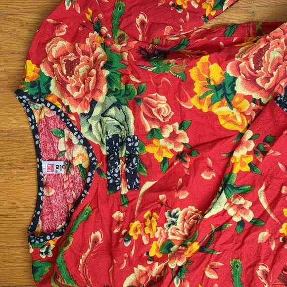 Chinese Linen Set - Picture 2 of 9